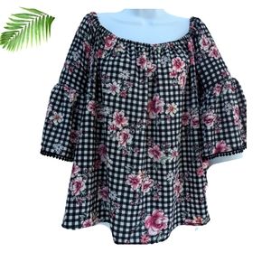 Cure ladies top 1XL  Black Floral Plaid bell sleeve